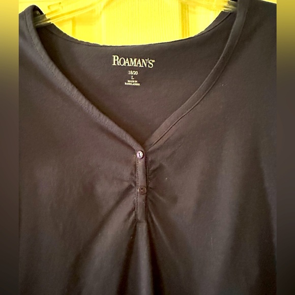 Roaman’s T-Shirt - Picture 2 of 4